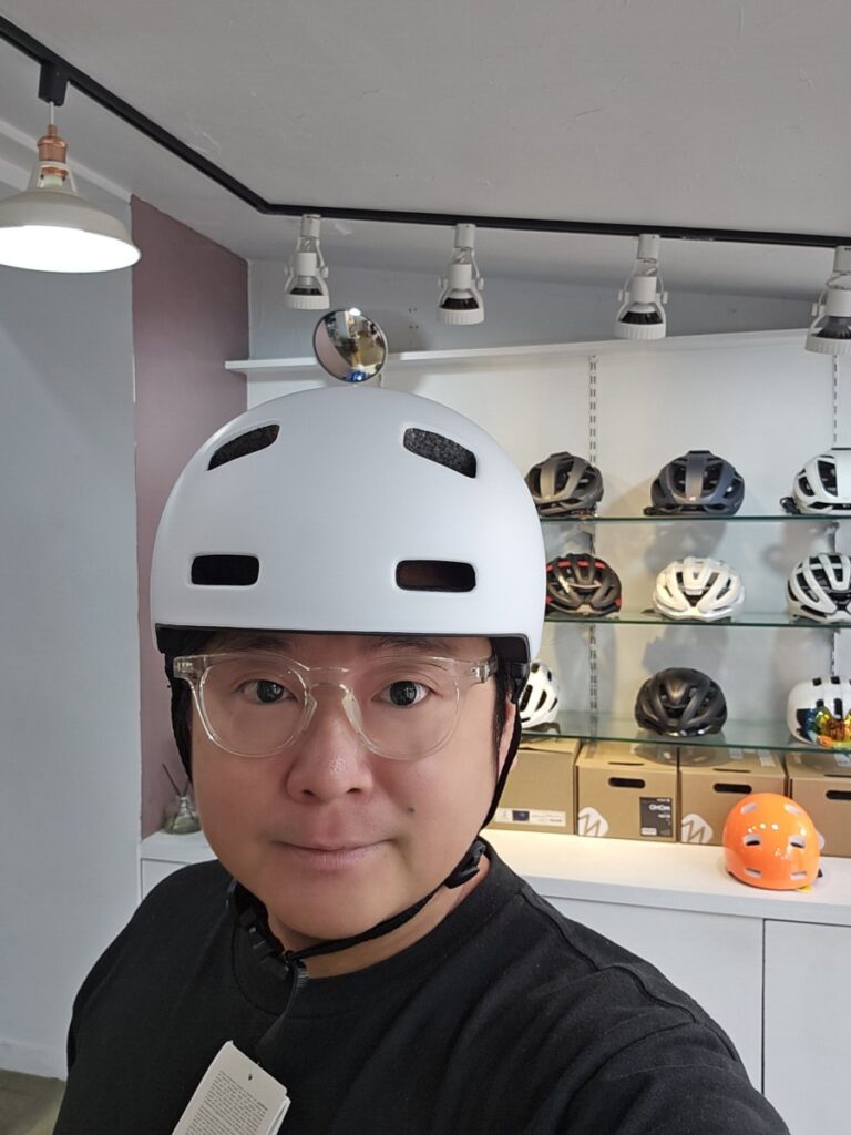 POC 크레인 착용 모습